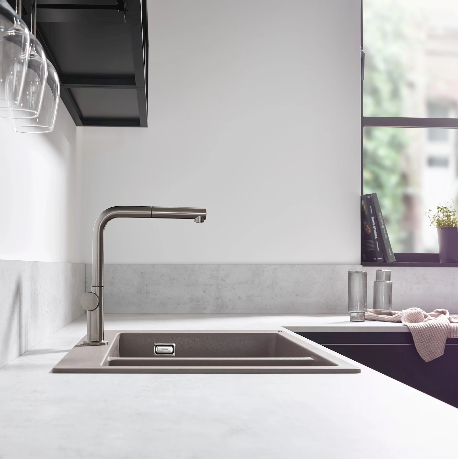 Talis M54 kjøkkenbatteri 270, børstet stål